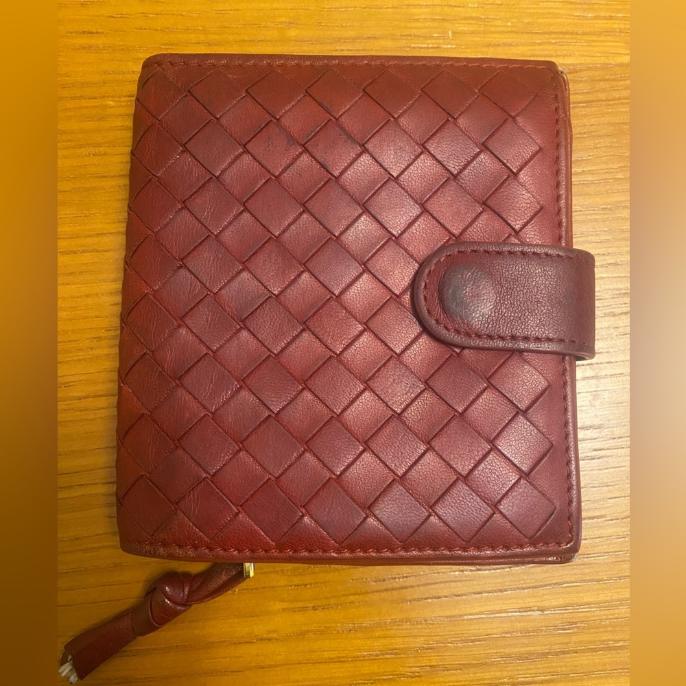 Bottege Veneta Soft Leather Red Bifold Wallet w/coin